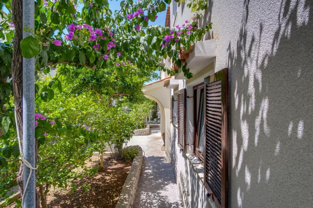 Apartments Anci Mali Losinj Bagian luar foto
