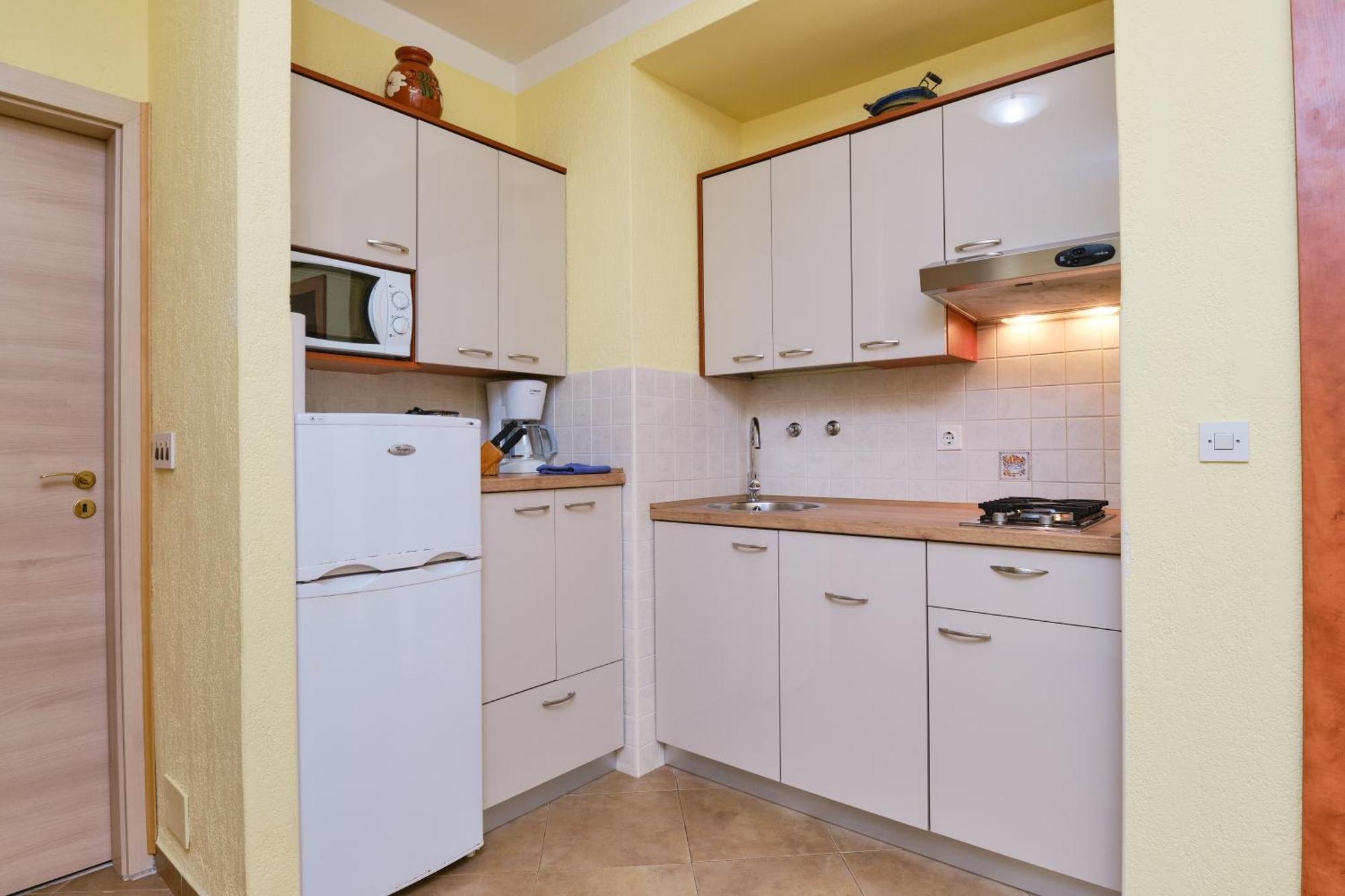 Apartments Anci Mali Losinj Bagian luar foto