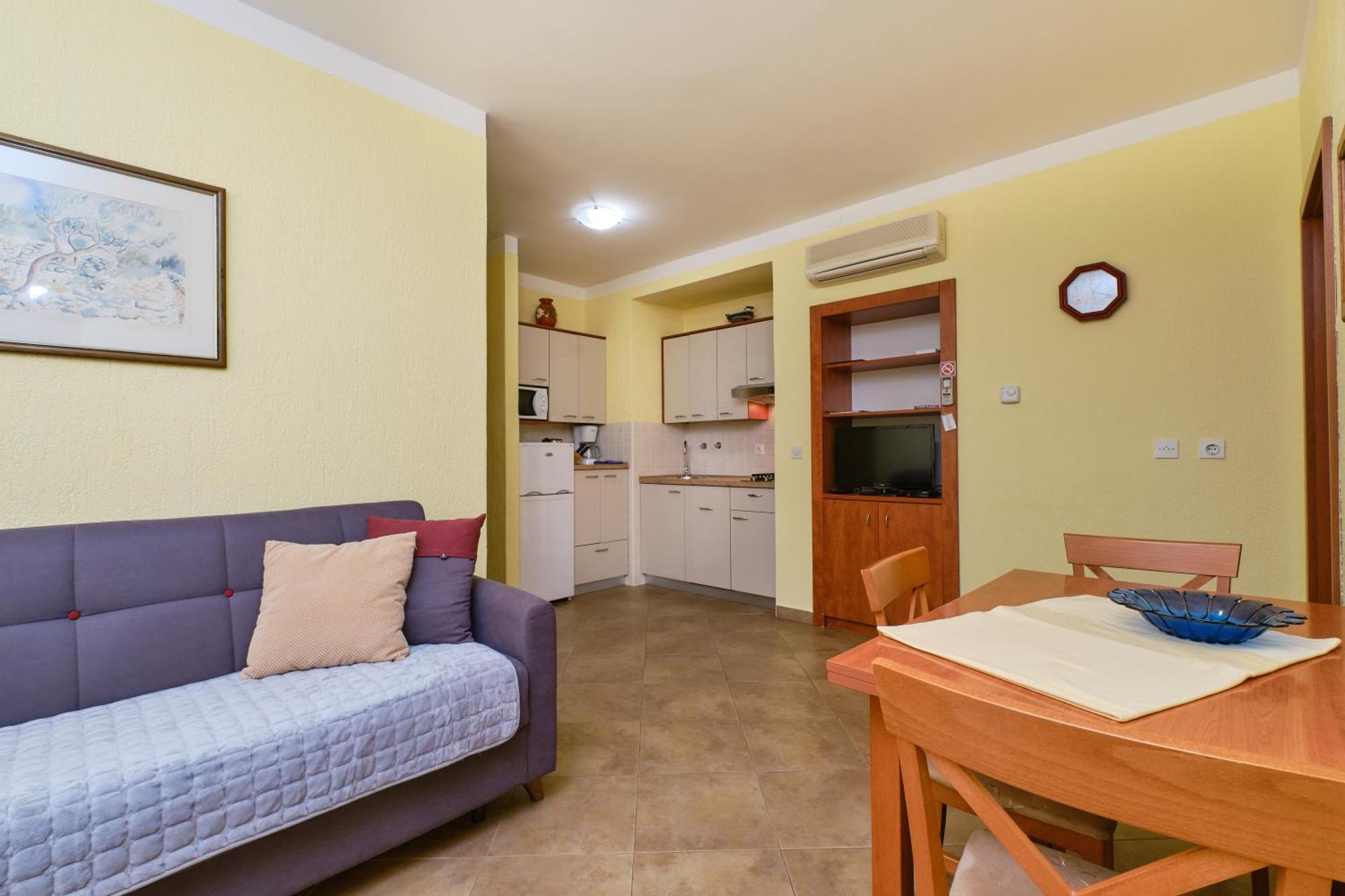 Apartments Anci Mali Losinj Bagian luar foto