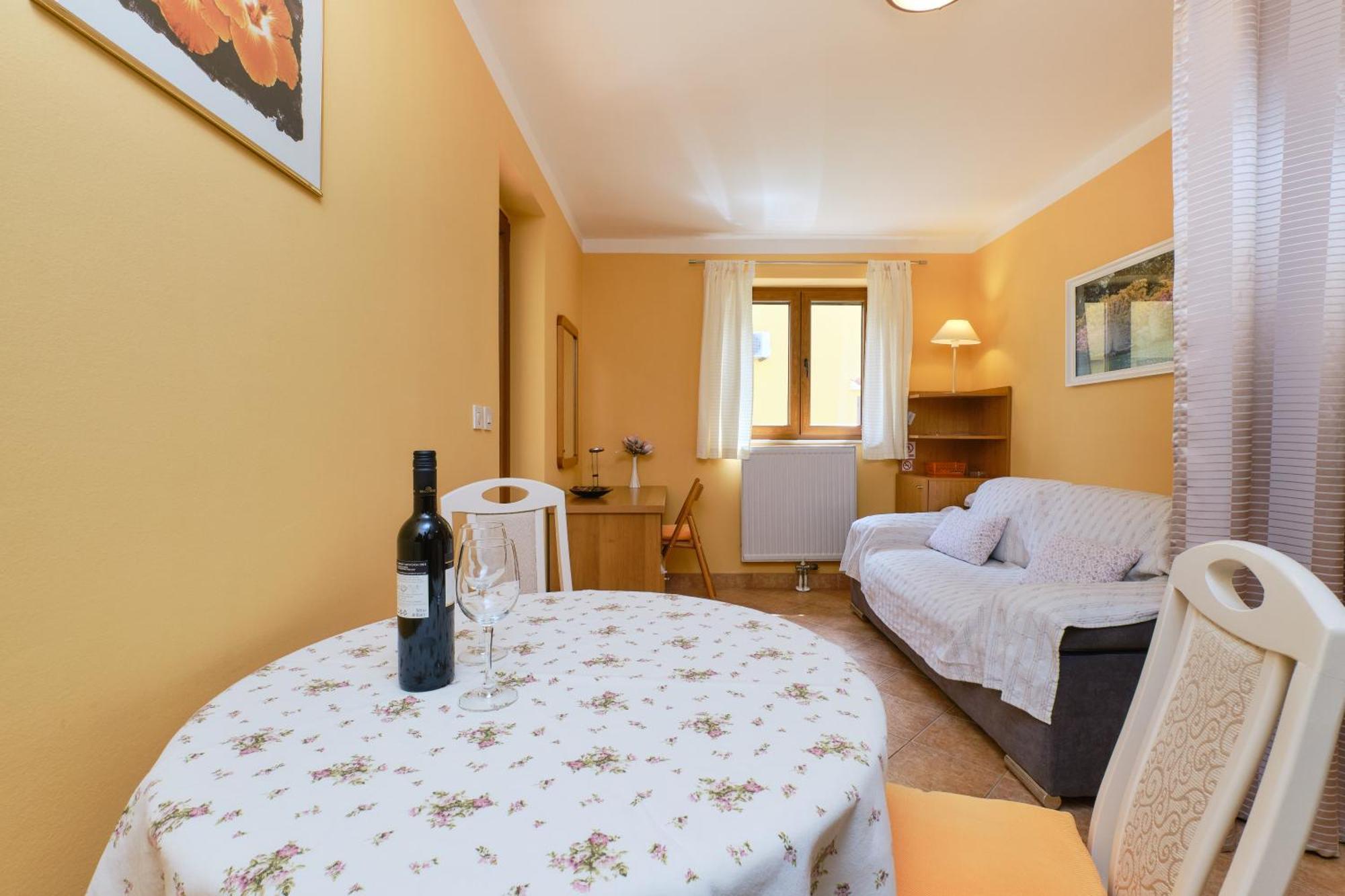 Apartments Anci Mali Losinj Bagian luar foto
