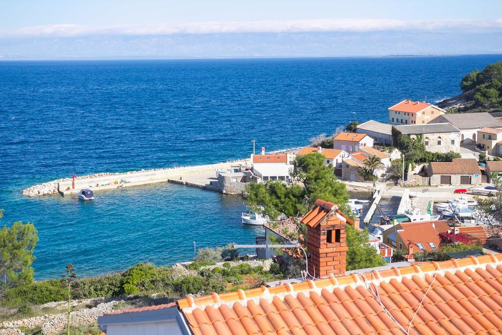 Apartments Anci Mali Losinj Bagian luar foto